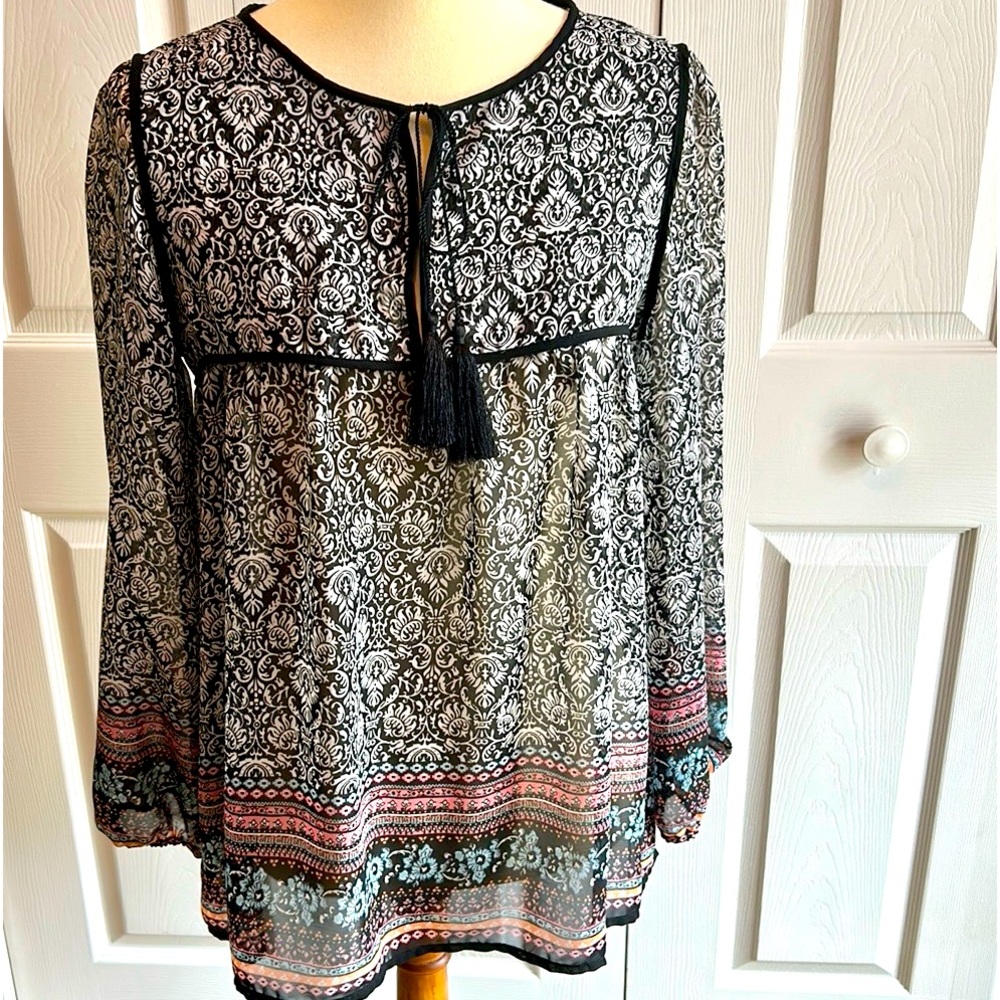 NWOT Gibson Latimer Smocked Tunic Top